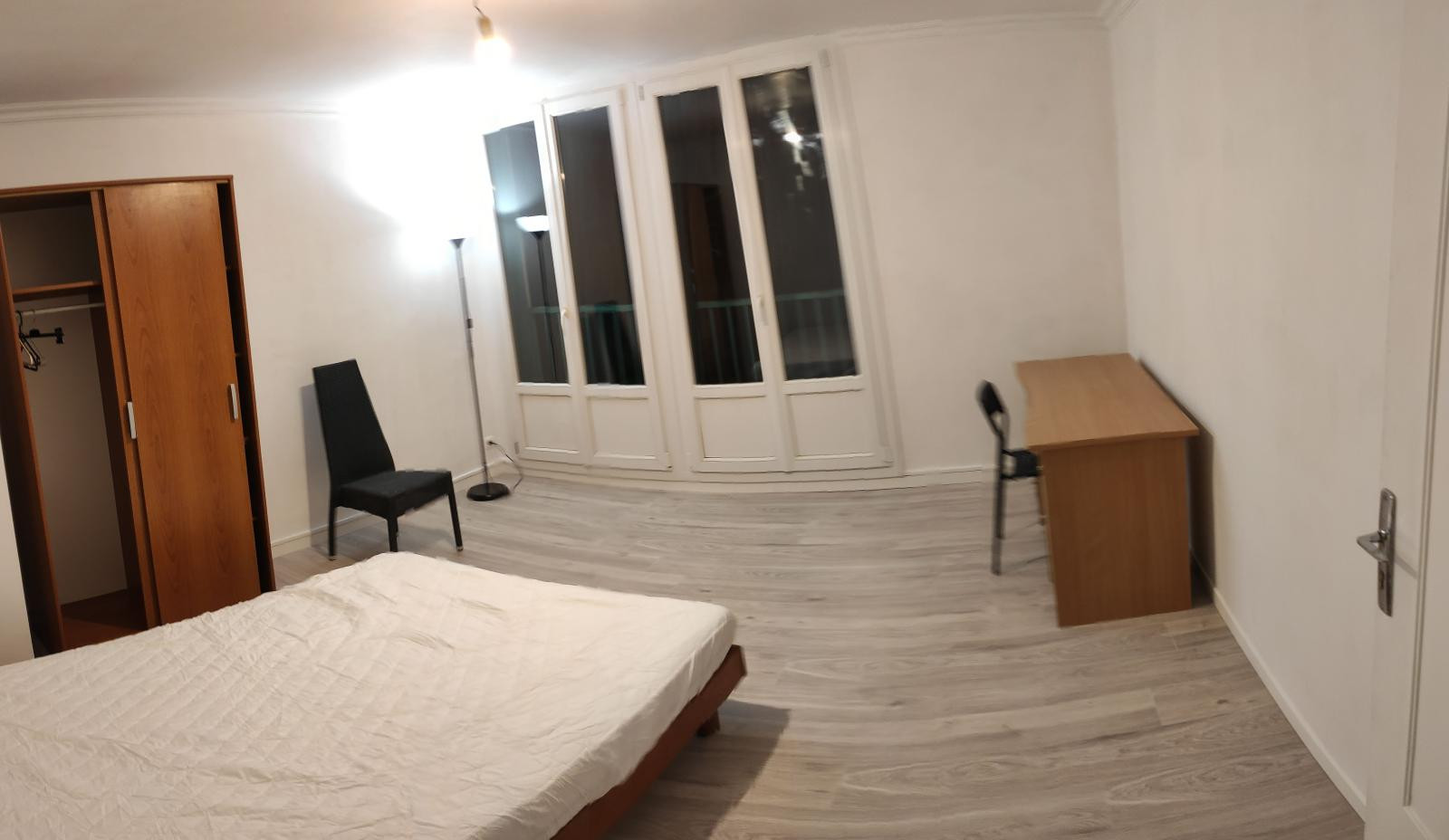 
                                                Colocation
                                                 Chambre dispo dans colocation à 5 min Gare