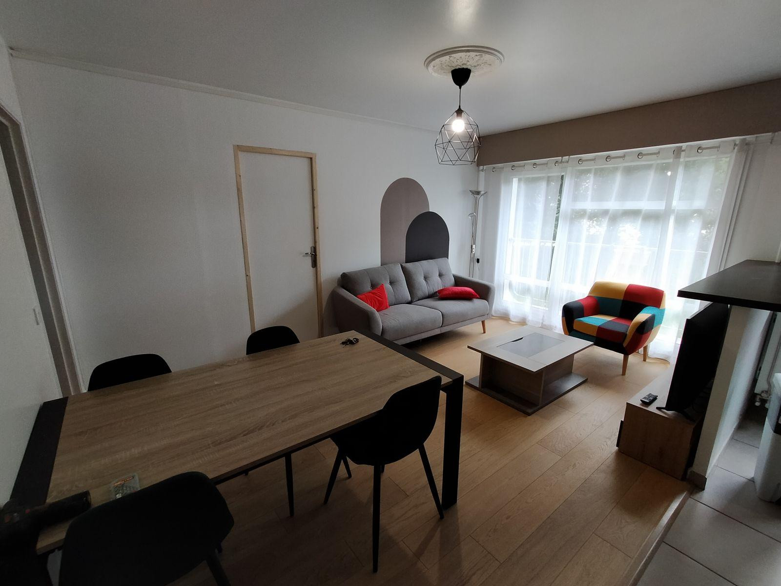 
                                                Colocation
                                                 Chambre disponible dans belle Coloc rennes sud
