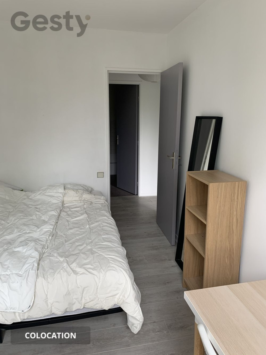 
                                                Colocation
                                                 CHAMBRE DISPONIBLE EN COLOCATION CERGY