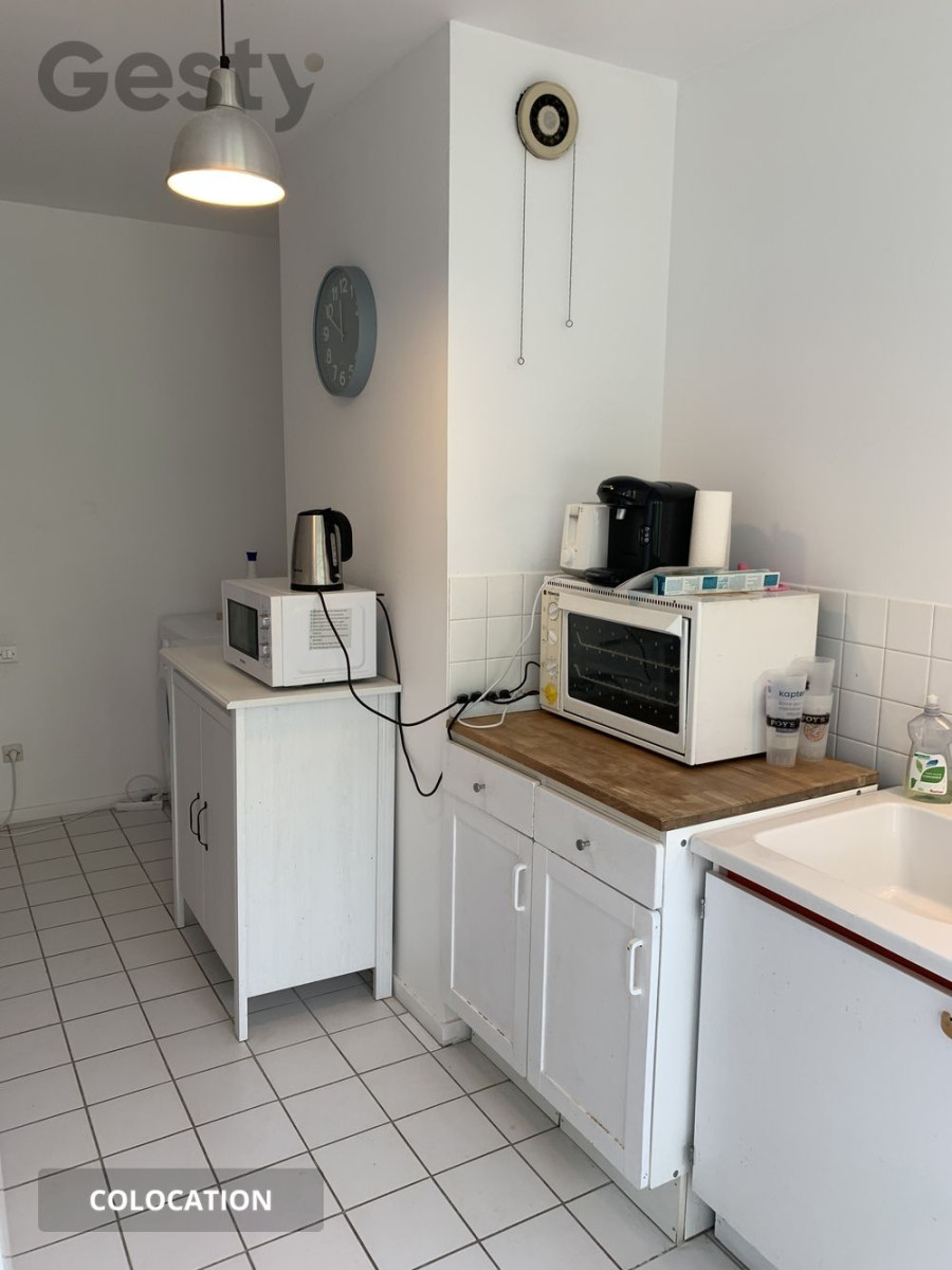
                                                Colocation
                                                 CHAMBRE DISPONIBLE EN COLOCATION CERGY