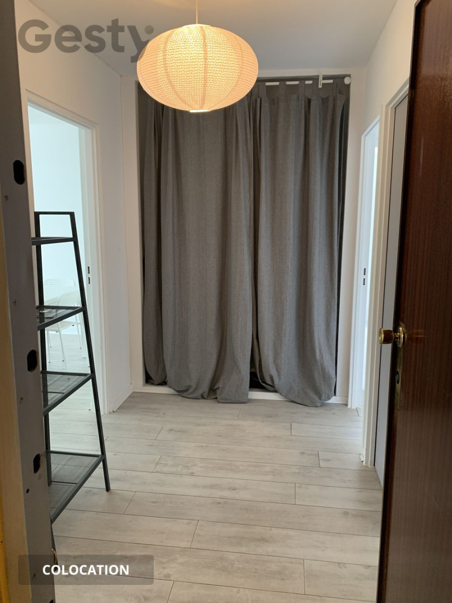 
                                                Colocation
                                                 CHAMBRE DISPONIBLE EN COLOCATION CERGY