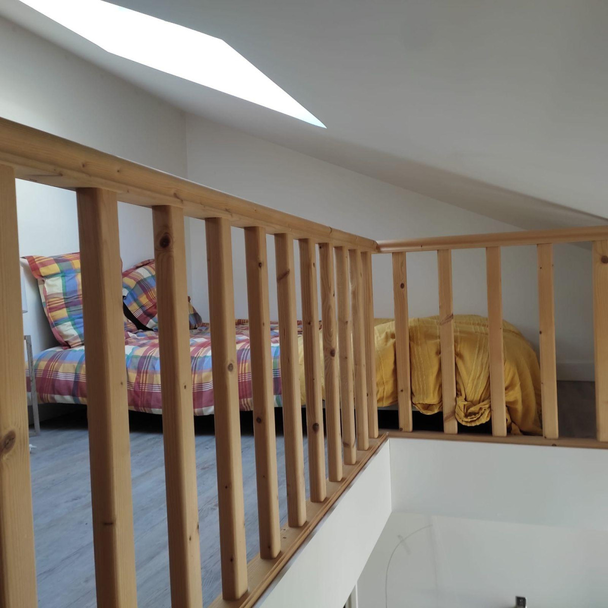 
                                                Colocation
                                                 Chambre double meublée 1er Etage Maison rénovée