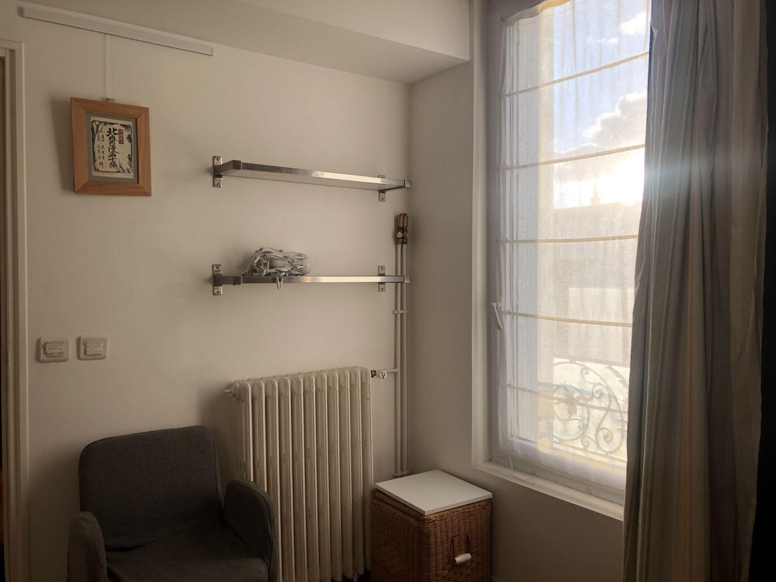 
                                                Colocation
                                                 Chambre double meublée 1er Etage Maison rénovée