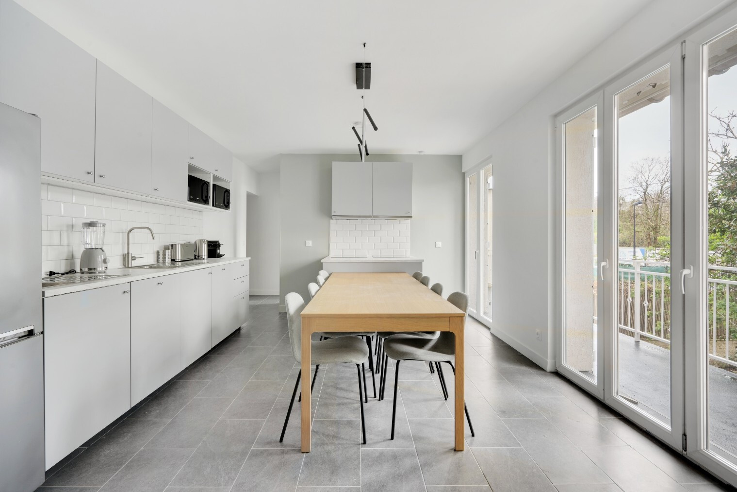 
                                                Colocation
                                                 Chambre en Coliving - Tout Inclus
