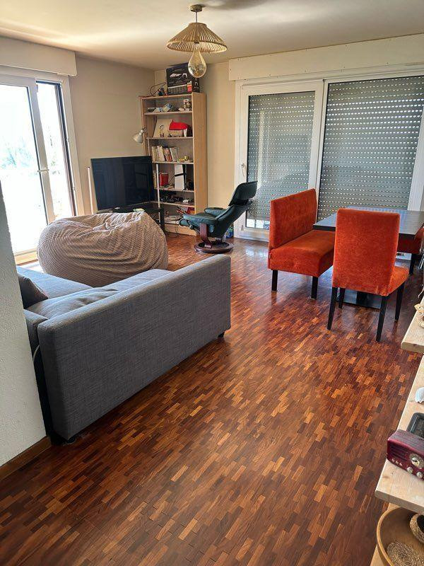 
                                                Colocation
                                                 Chambre en colocation 1000 € charges comprises