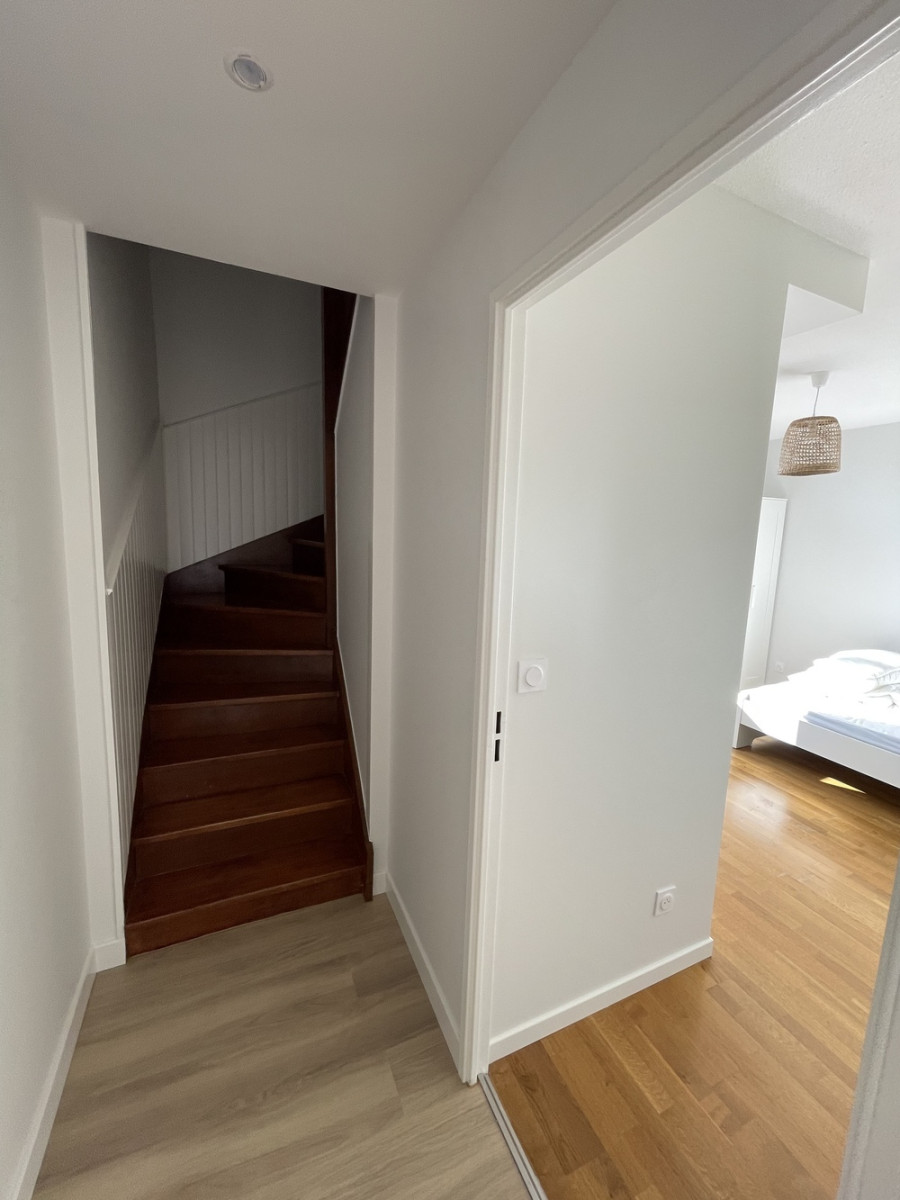 
                                                Colocation
                                                 Chambre en colocation - 160 Santy