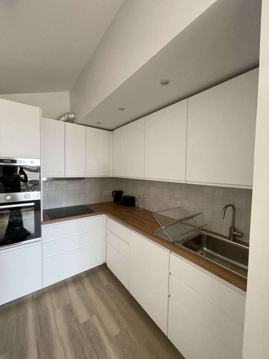 
                                                Colocation
                                                 Chambre en colocation - 160 Santy