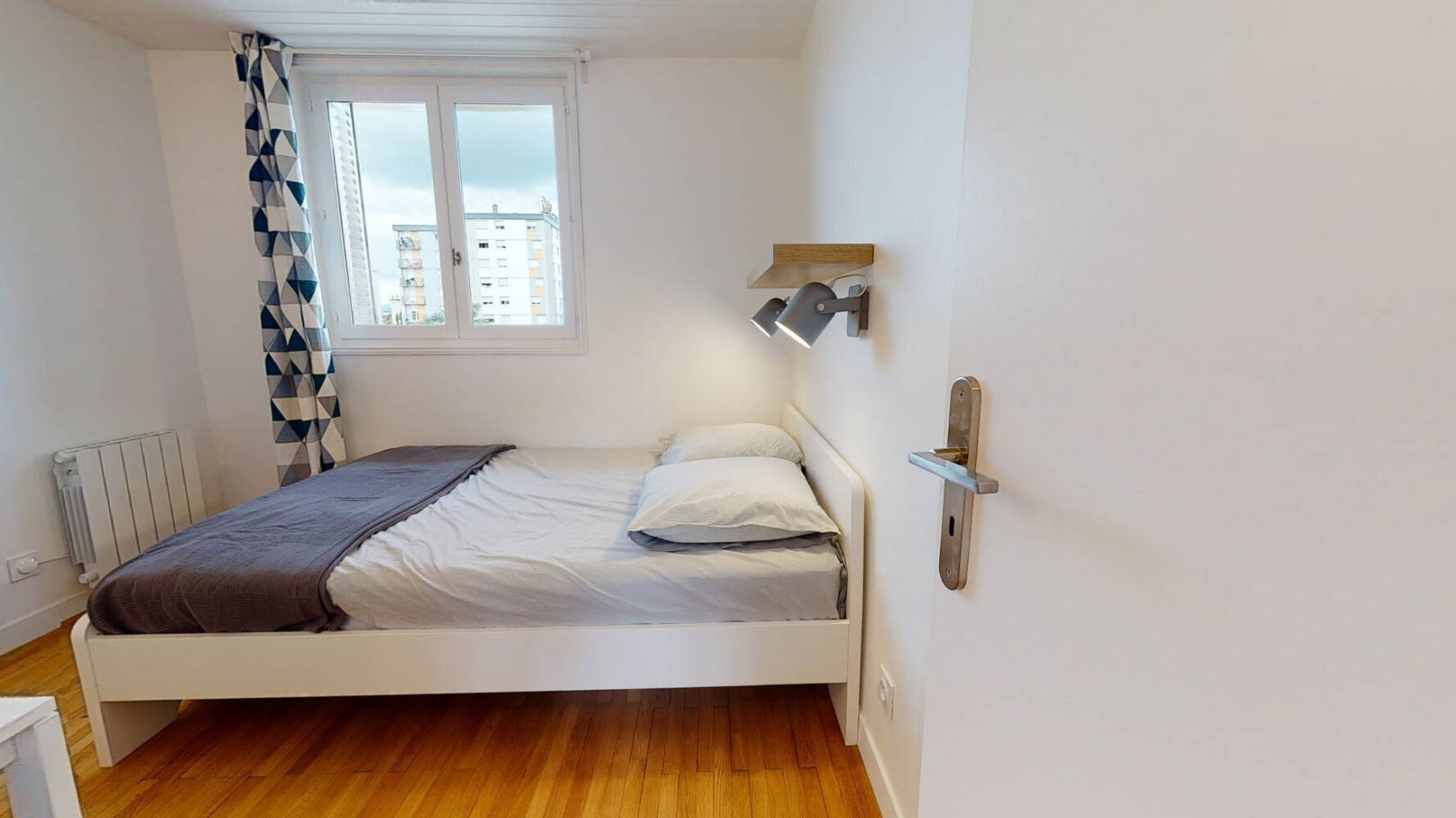 
                                                Colocation
                                                 Chambre en colocation appartement meublé