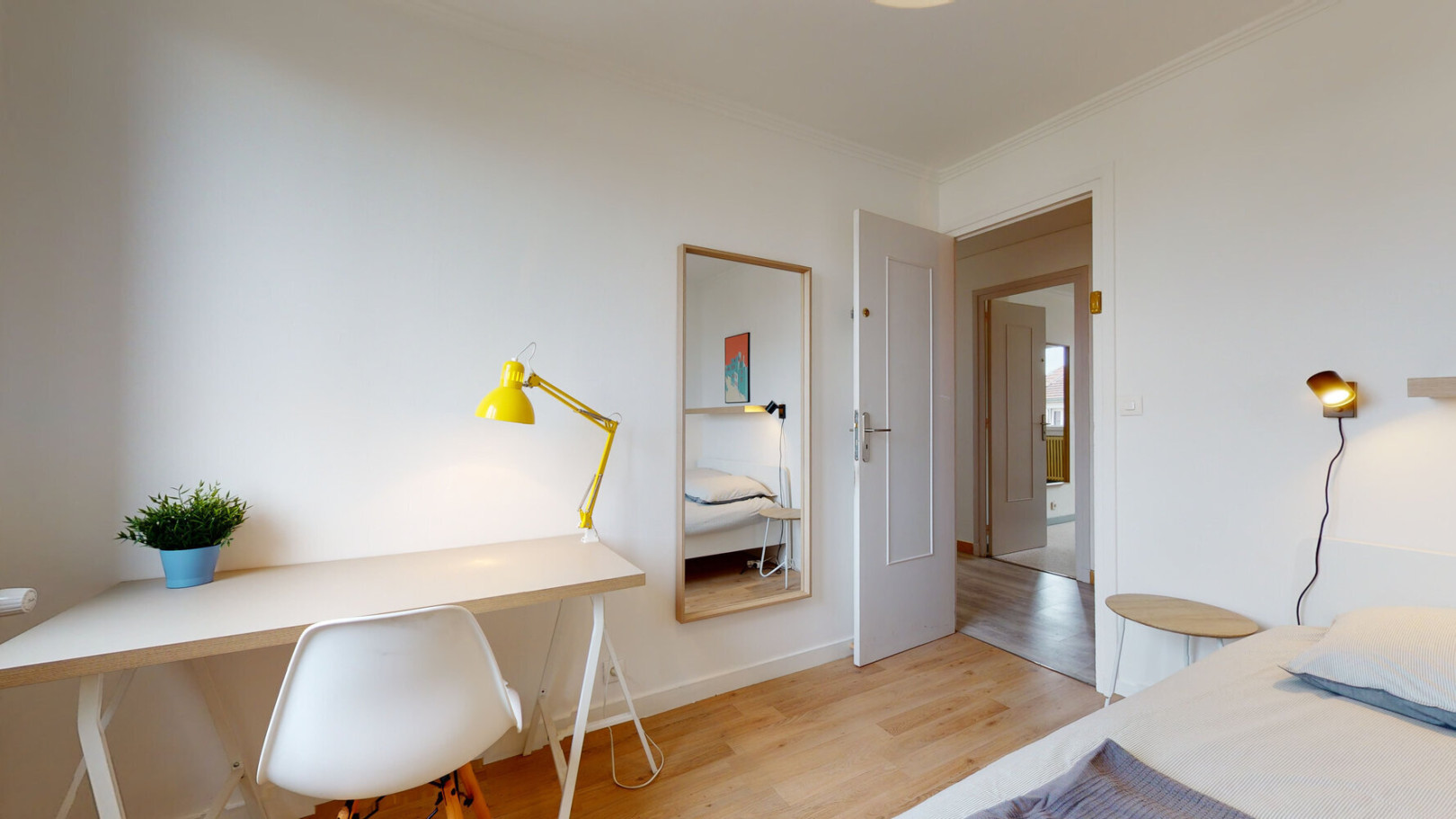 
                                                Colocation
                                                 Chambre en colocation appartement meublé