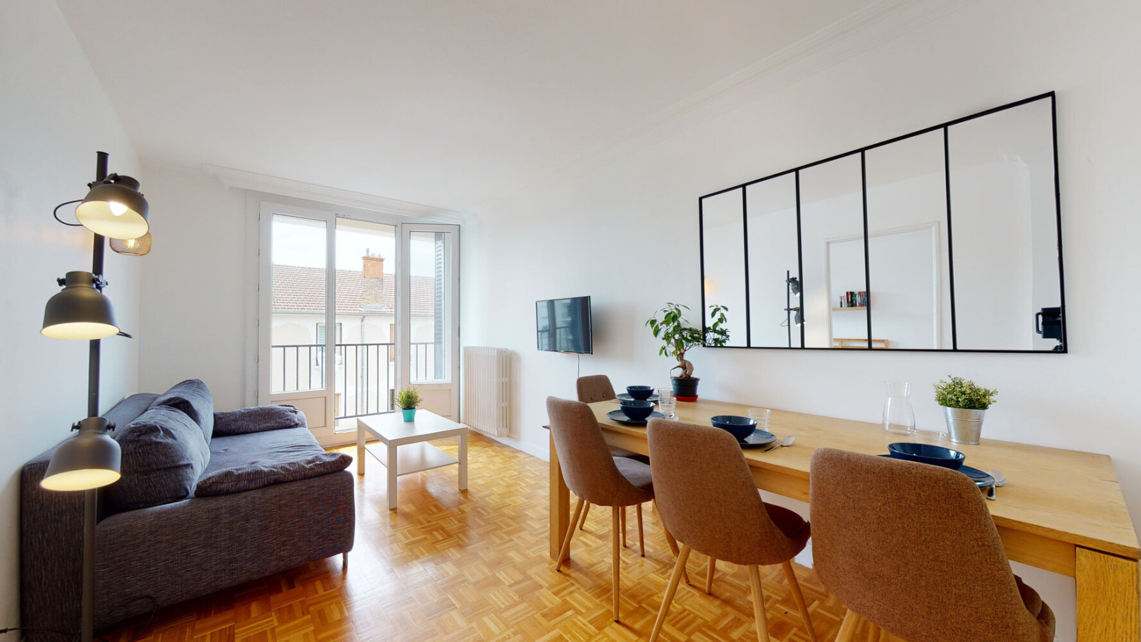 
                                                Colocation
                                                 Chambre en colocation appartement meublé