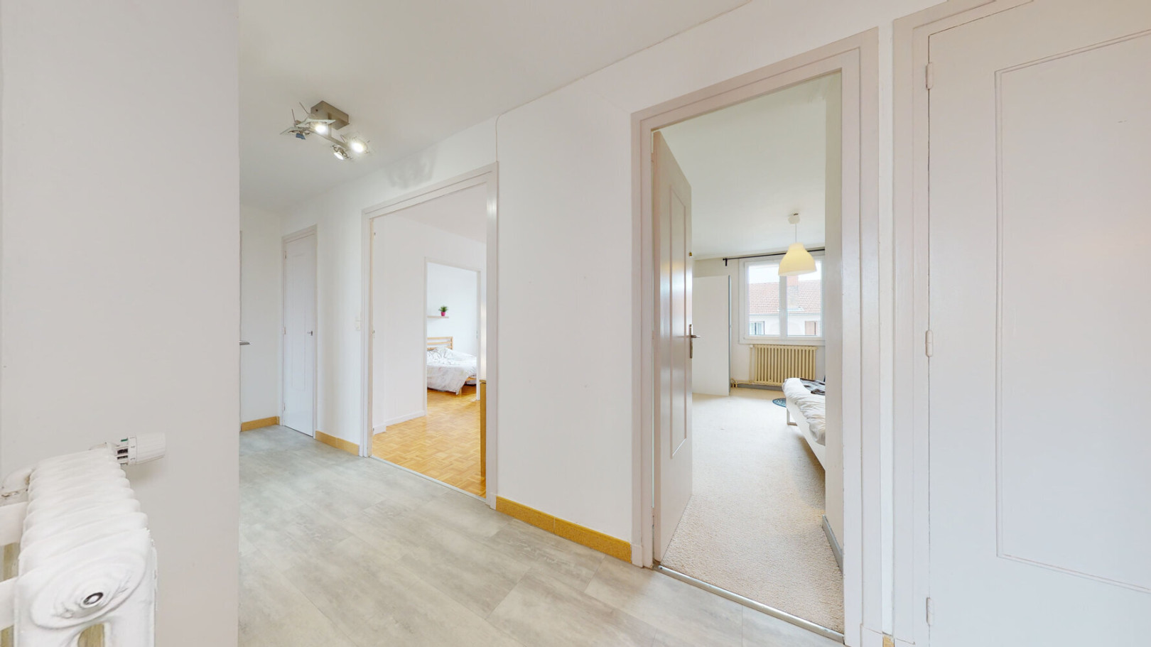 
                                                Colocation
                                                 Chambre en colocation appartement meublé
