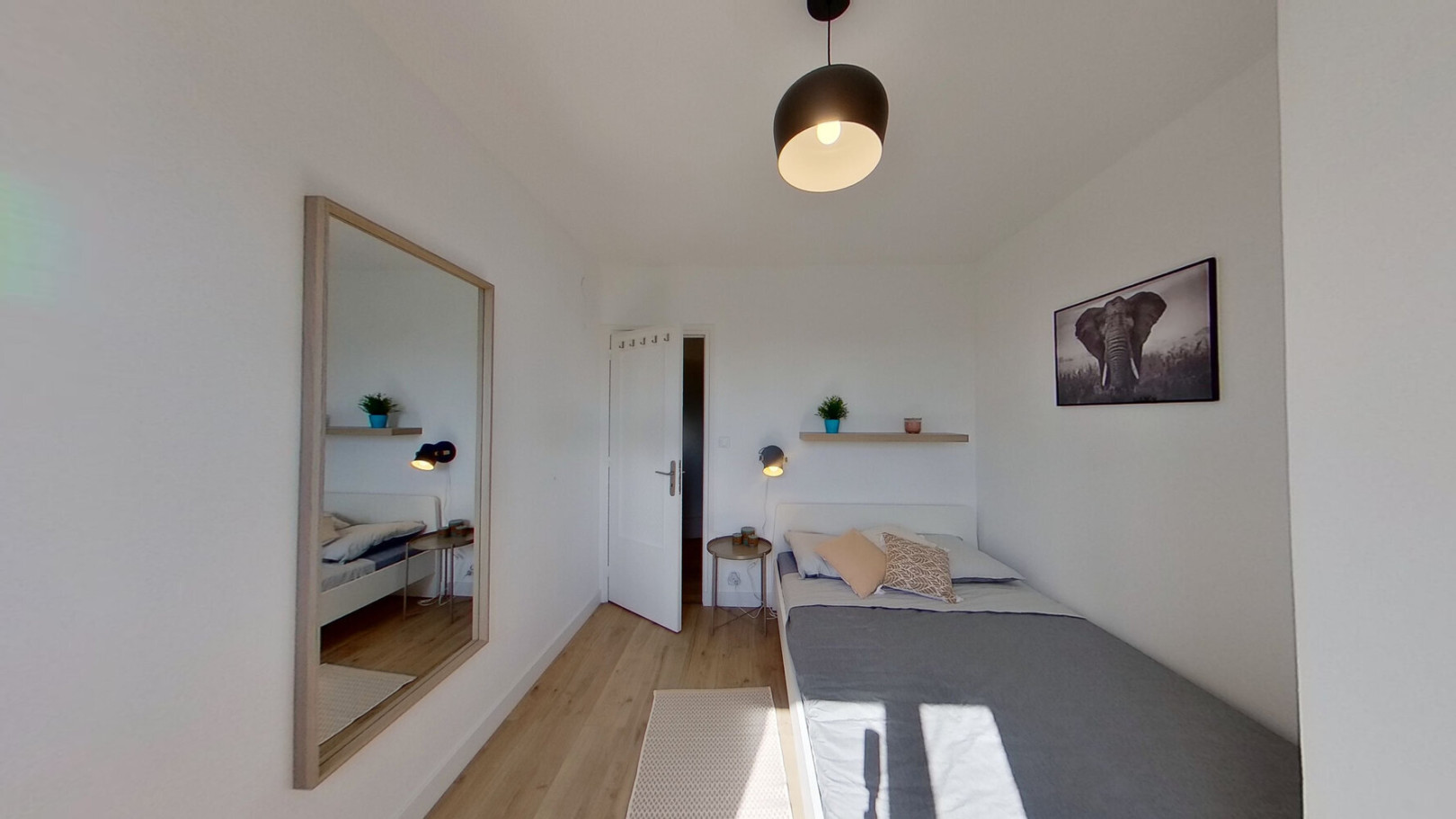 
                                                Colocation
                                                 Chambre en colocation appartement meublé