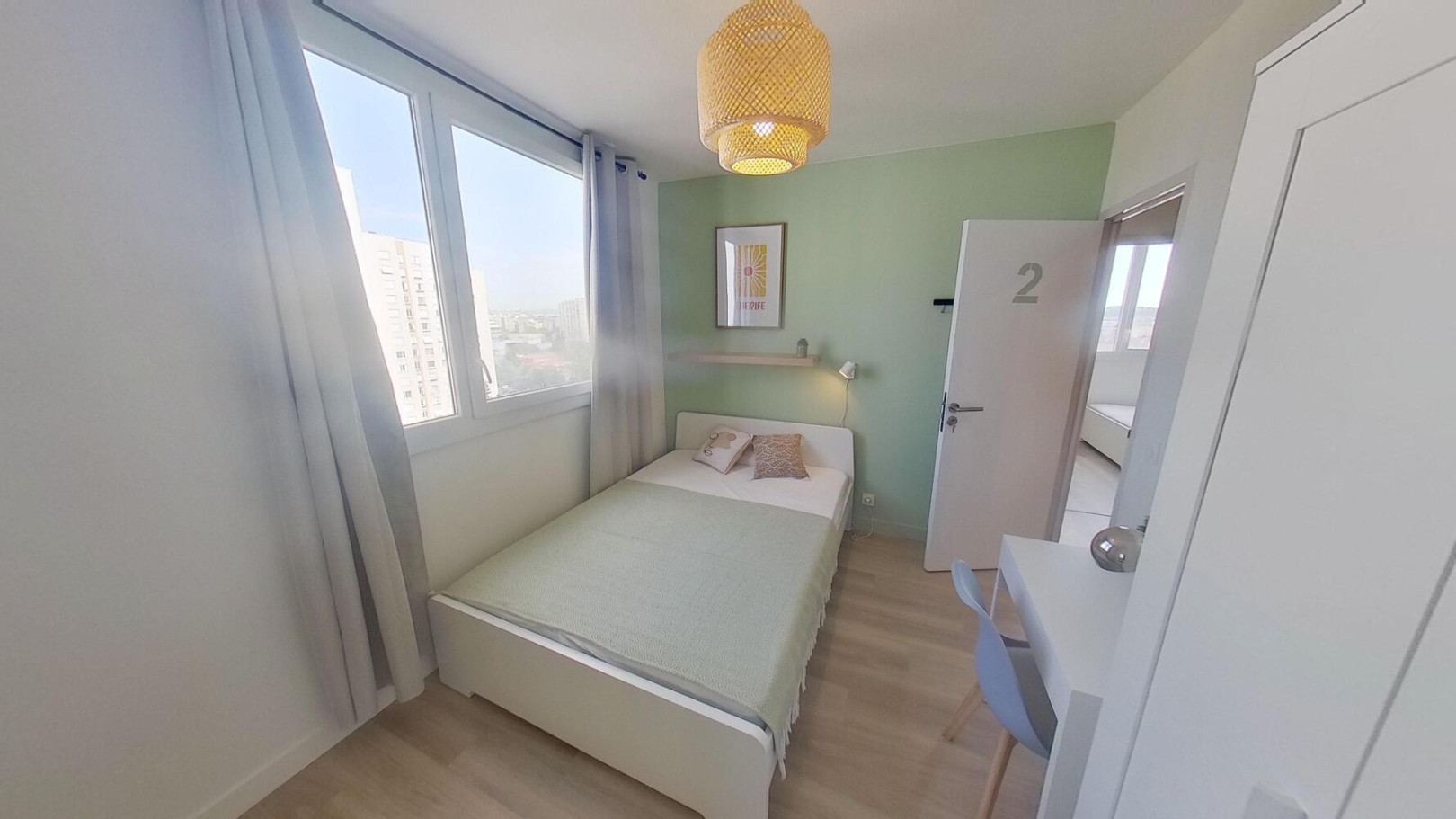 
                                                Colocation
                                                 Chambre en colocation appartement meublé