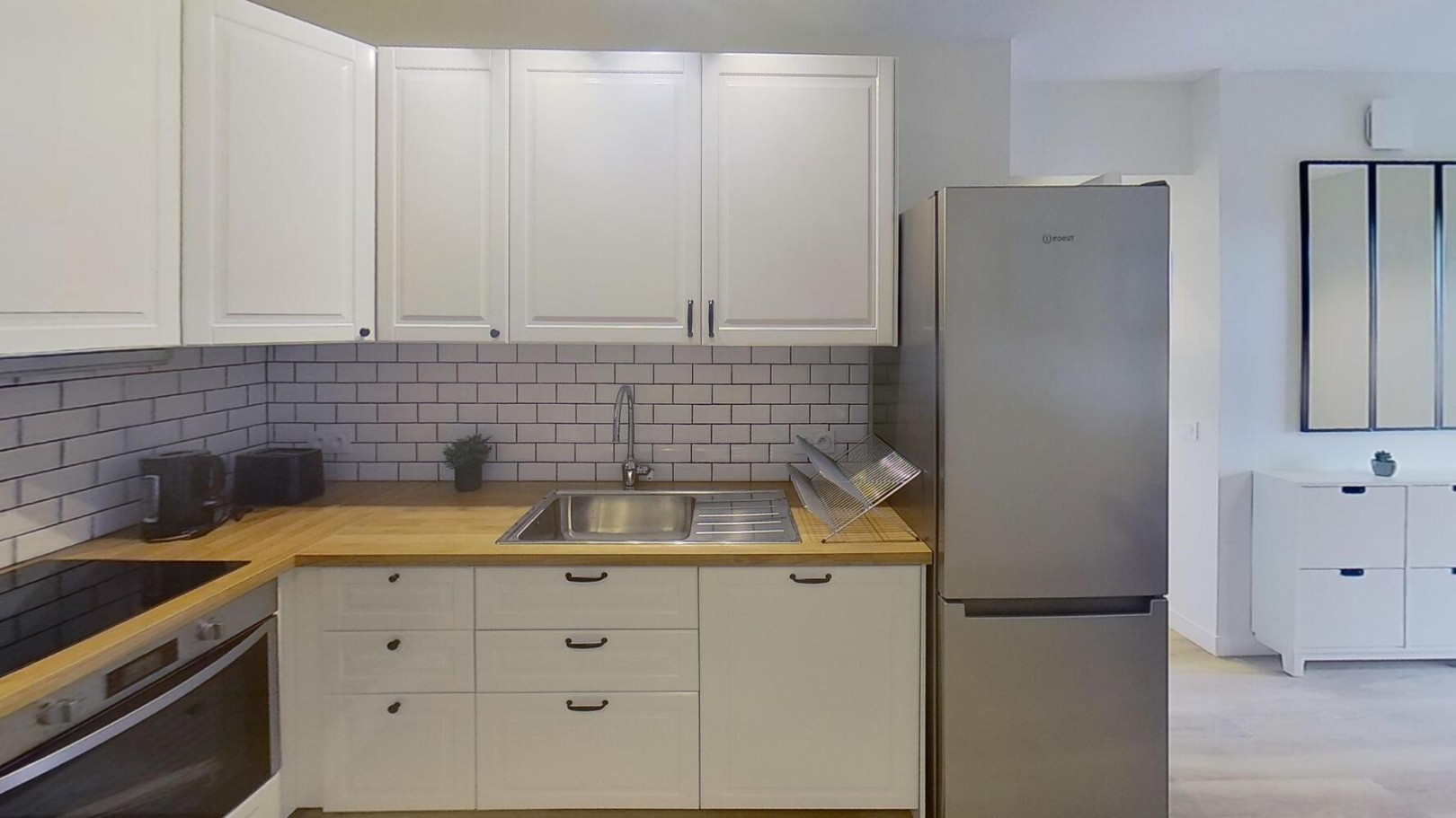 
                                                Colocation
                                                 Chambre en colocation appartement meublé