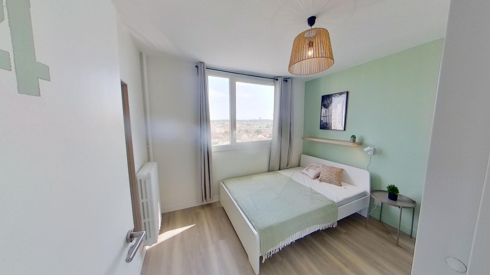 
                                                Colocation
                                                 Chambre en colocation appartement meublé