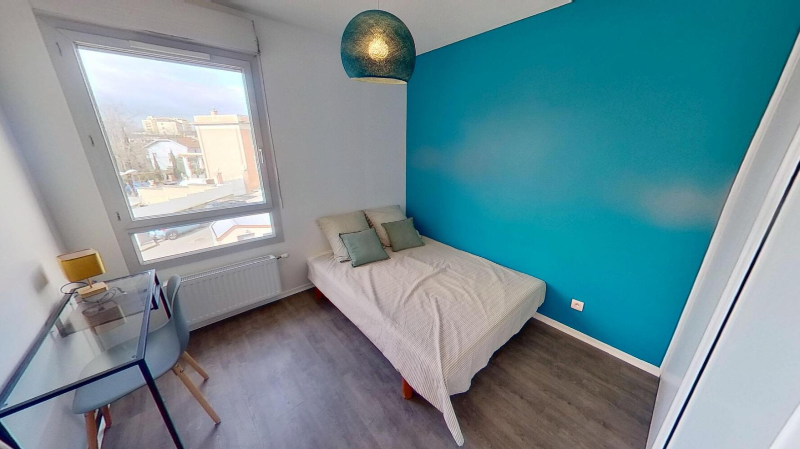 
                                                Colocation
                                                 Chambre en colocation appartement meublé