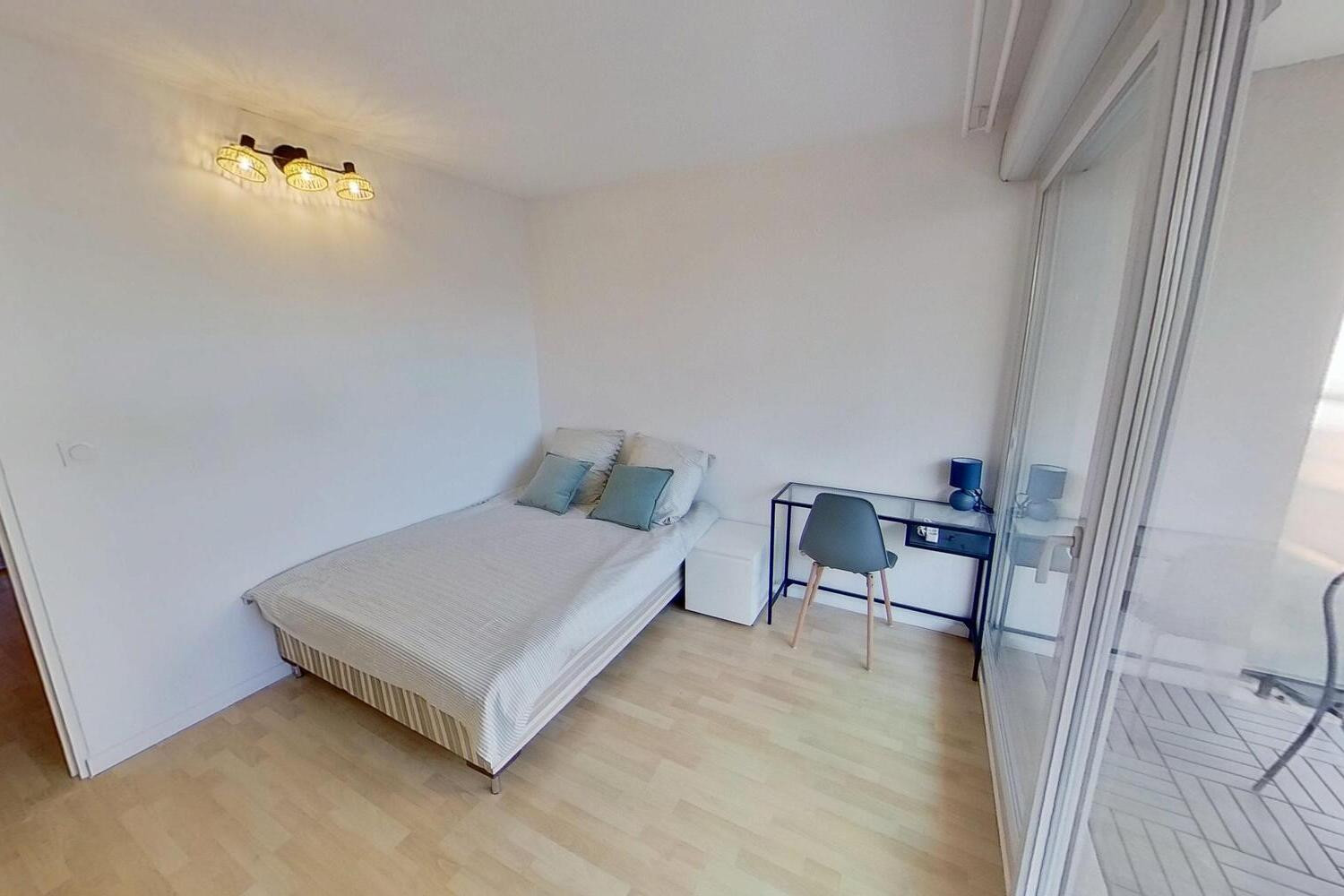 
                                                Colocation
                                                 Chambre en colocation appartement meublé