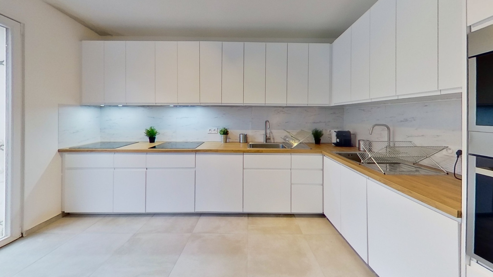 
                                                Colocation
                                                 Chambre en colocation appartement meublé