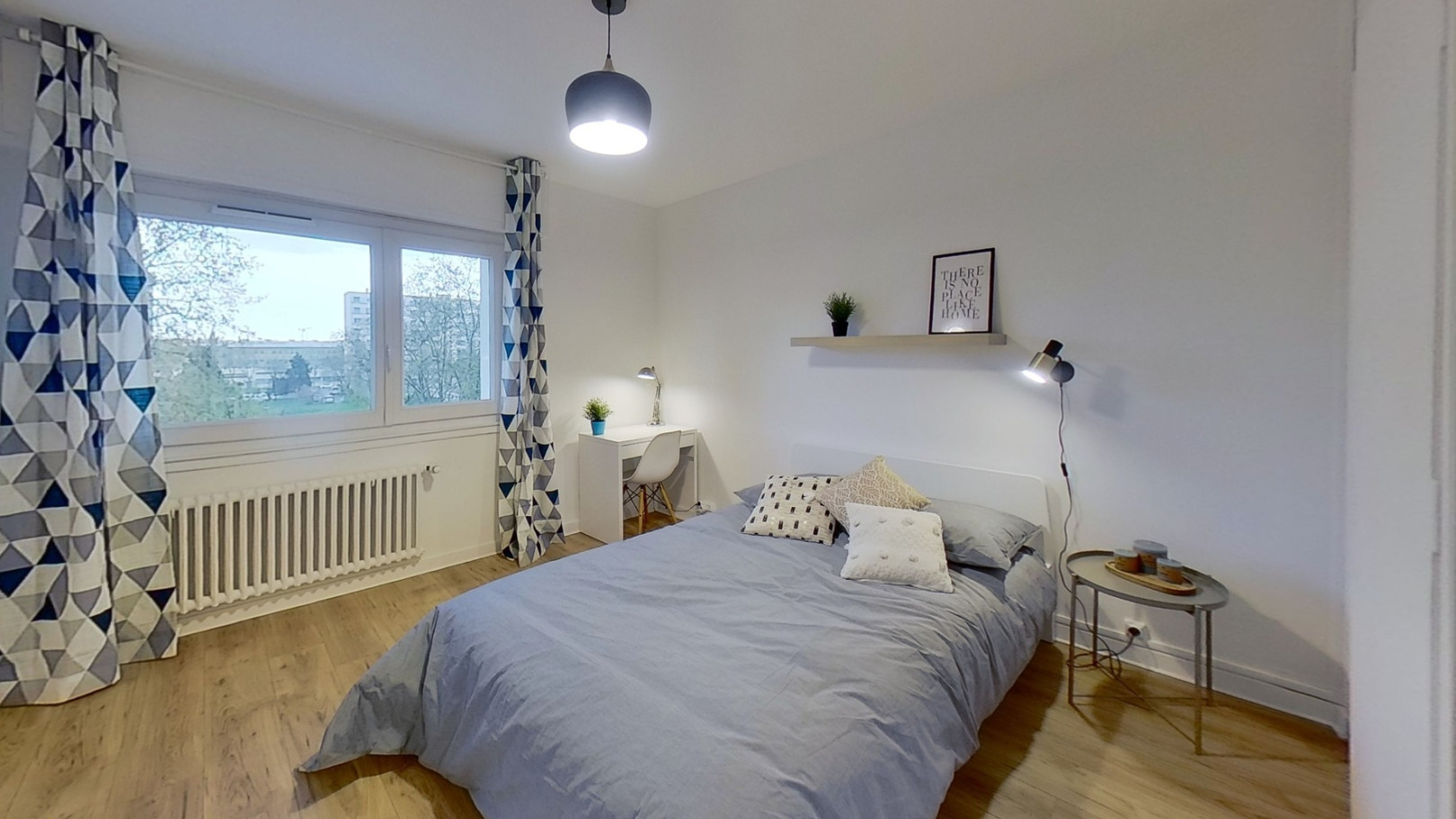 
                                                Colocation
                                                 Chambre en colocation appartement meublé