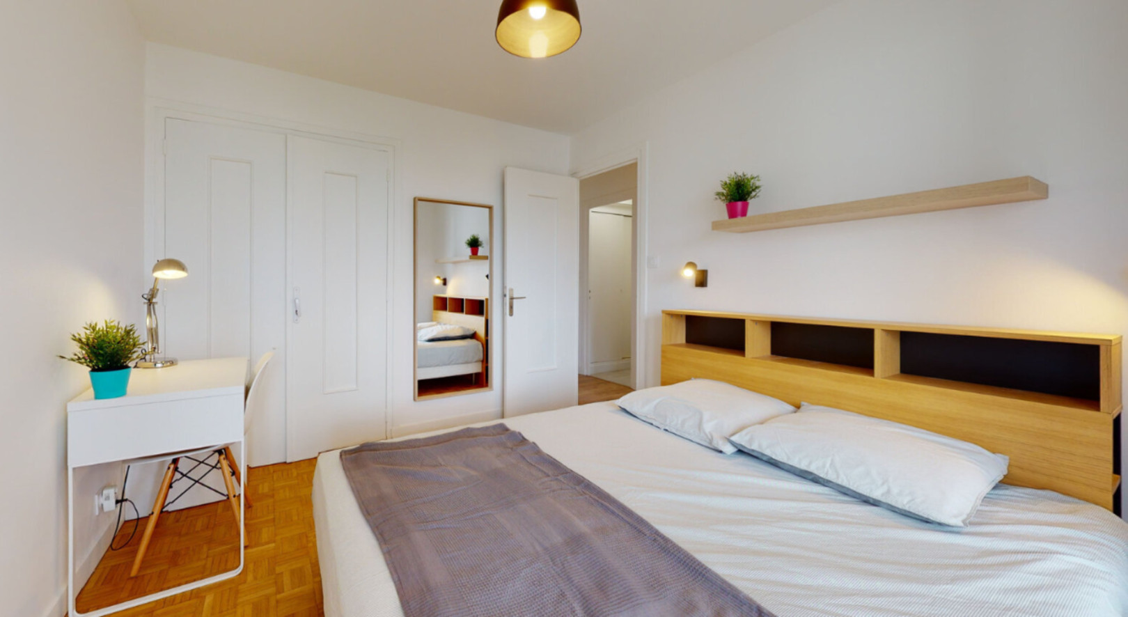 
                                                Colocation
                                                 Chambre en colocation appartement meublé