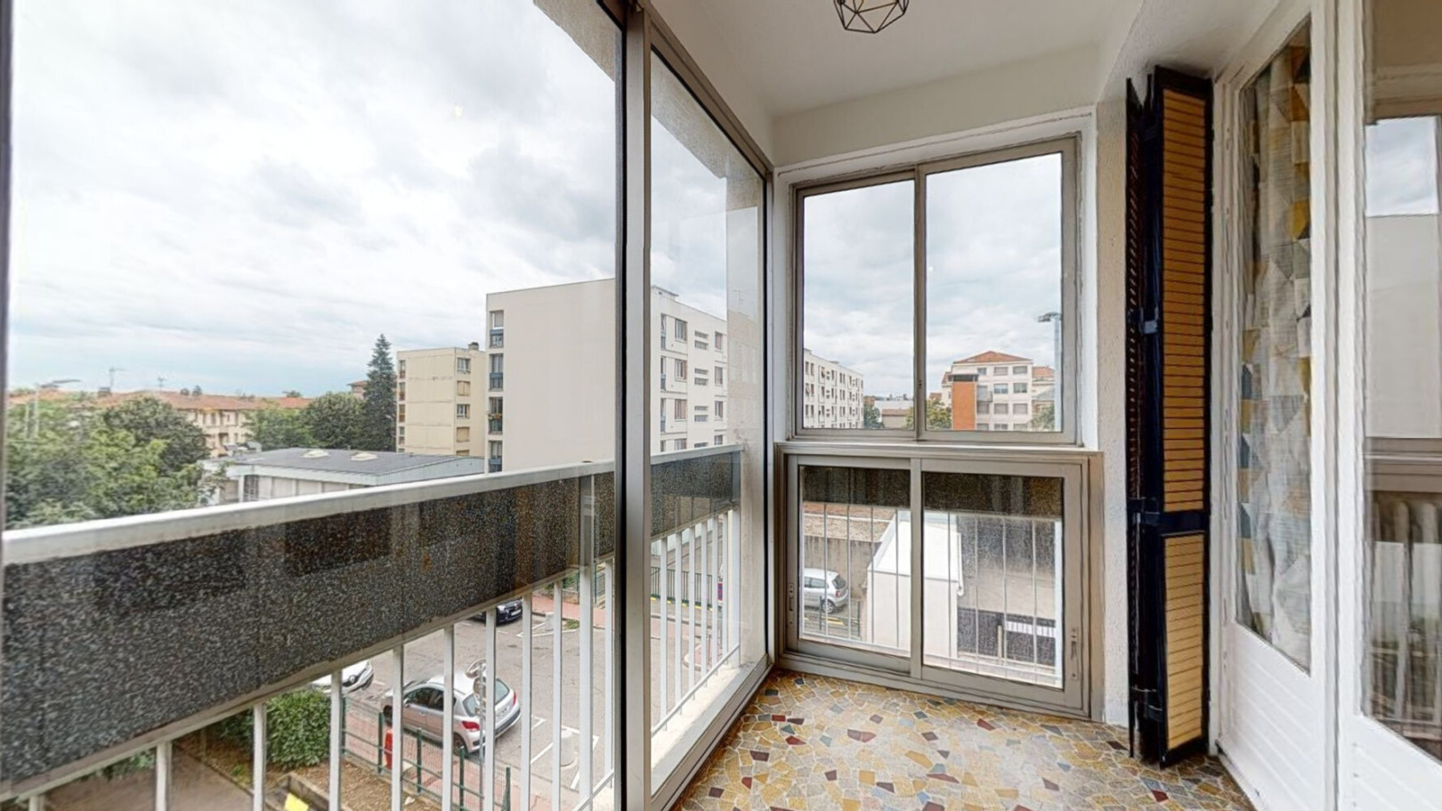 
                                                Colocation
                                                 Chambre en colocation appartement meublé