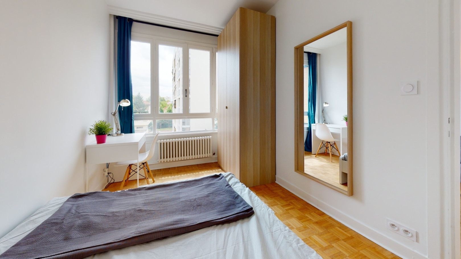 
                                                Colocation
                                                 Chambre en colocation appartement meublé