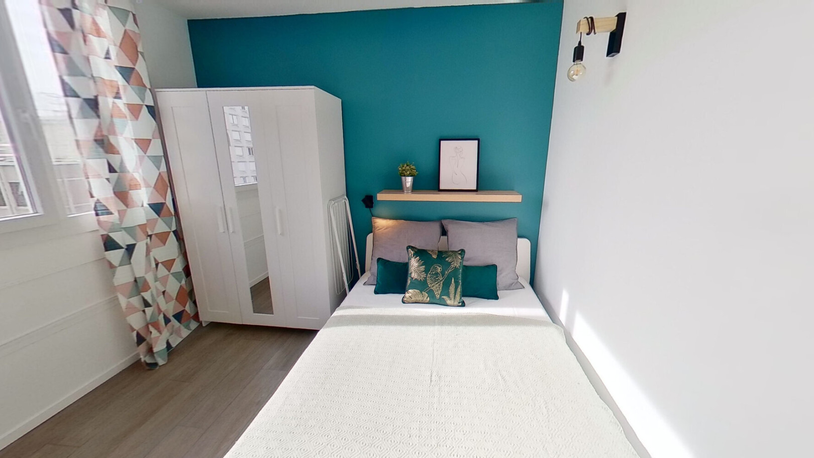 
                                                Colocation
                                                 Chambre en colocation appartement meublé