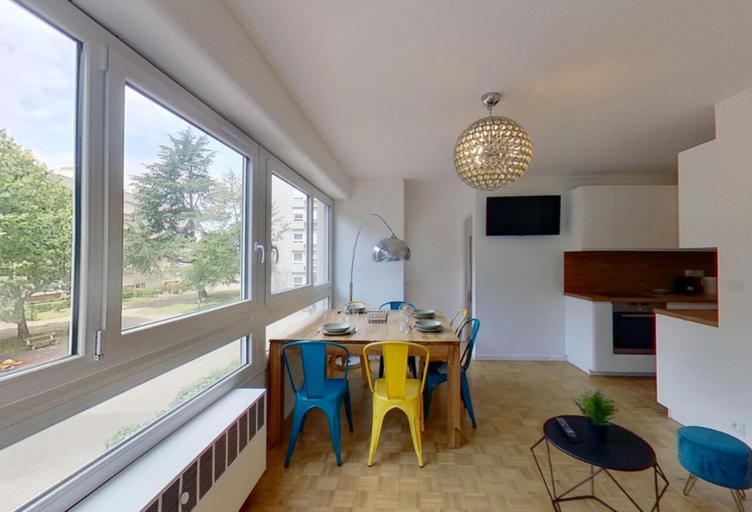 
                                                Colocation
                                                 Chambre en colocation appartement meublé