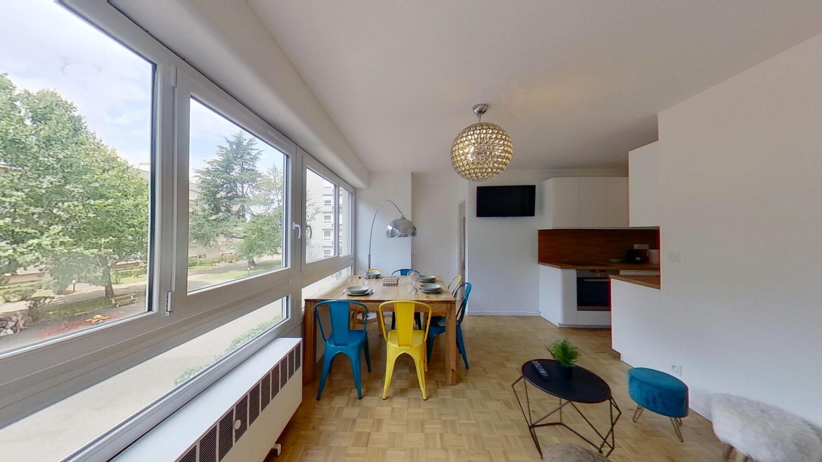 
                                                Colocation
                                                 Chambre en colocation appartement meublé