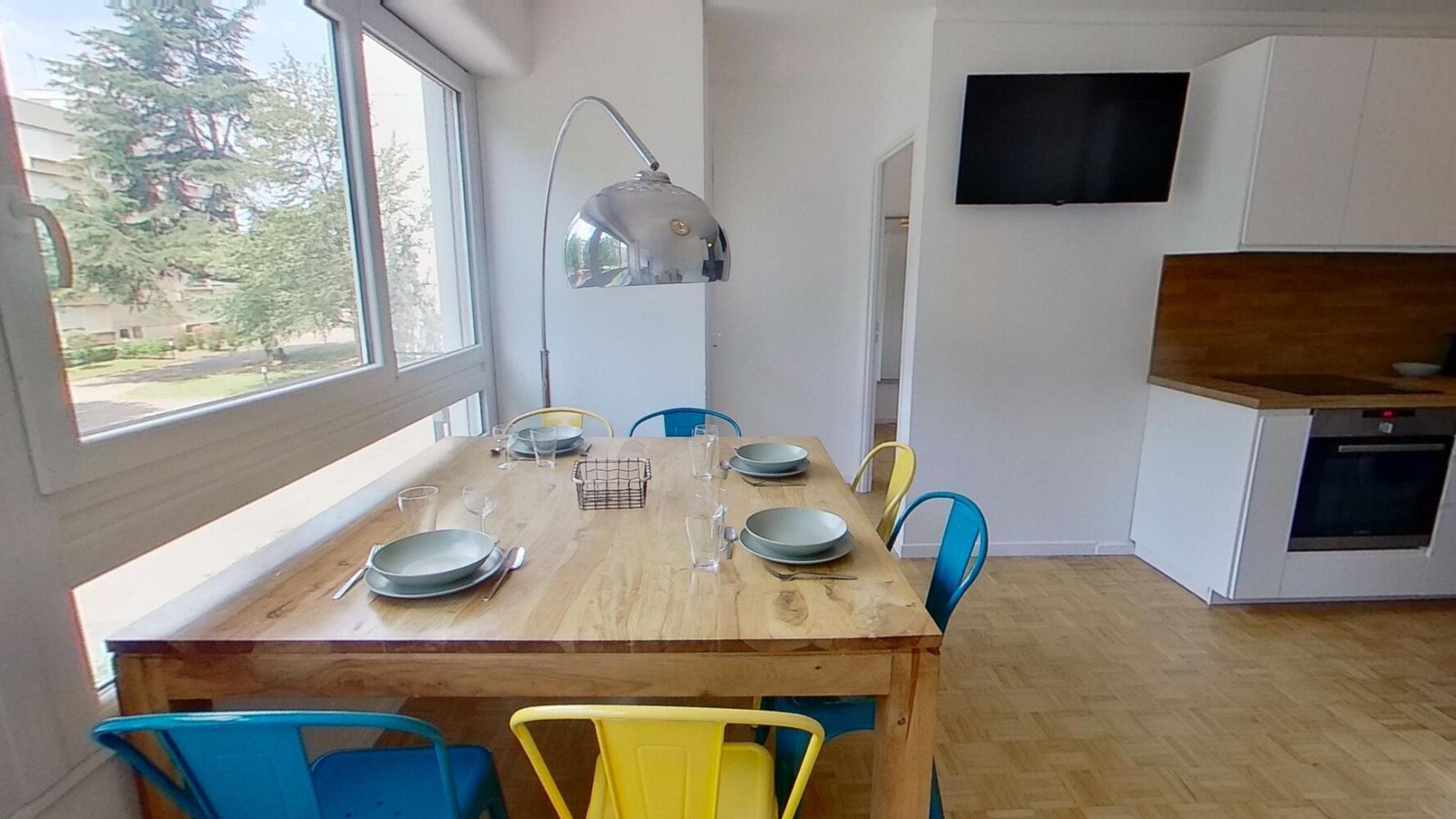 
                                                Colocation
                                                 Chambre en colocation appartement meublé