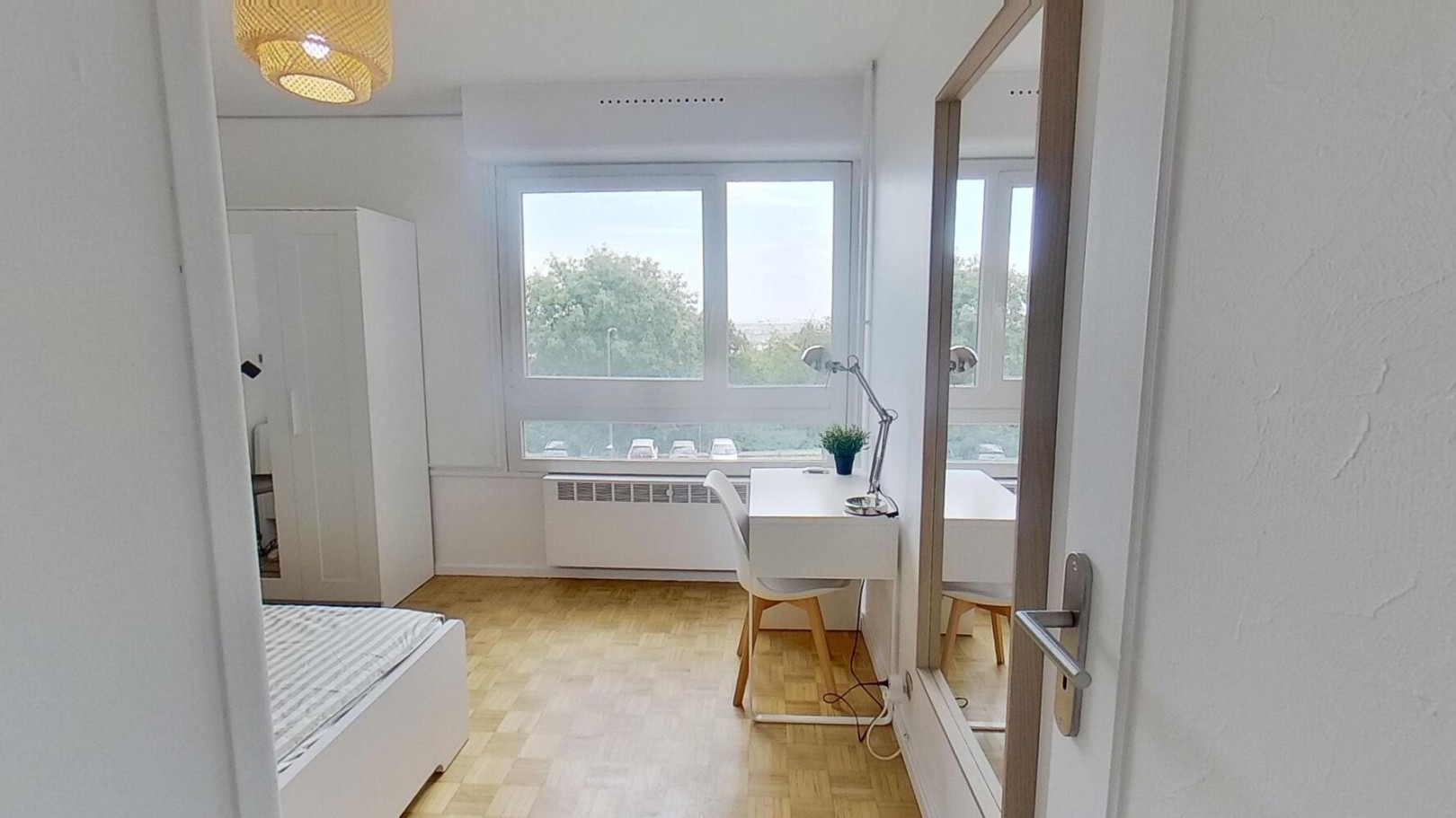 
                                                Colocation
                                                 Chambre en colocation appartement meublé