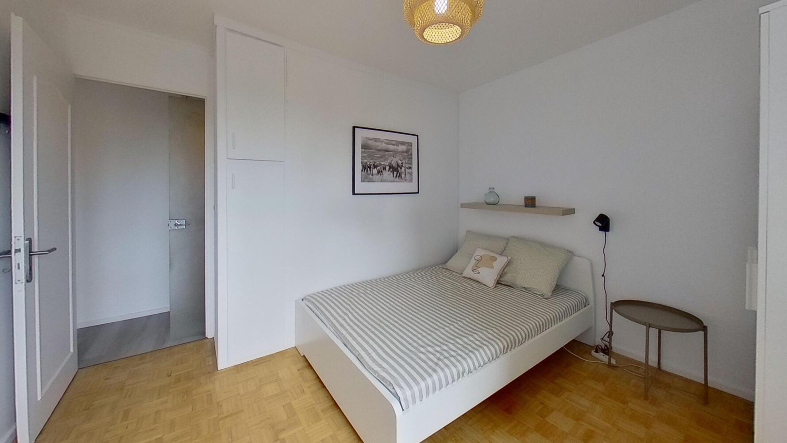 
                                                Colocation
                                                 Chambre en colocation appartement meublé