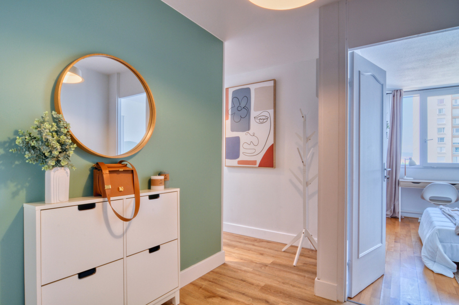 
                                                Colocation
                                                 Chambre en colocation appartement meublé