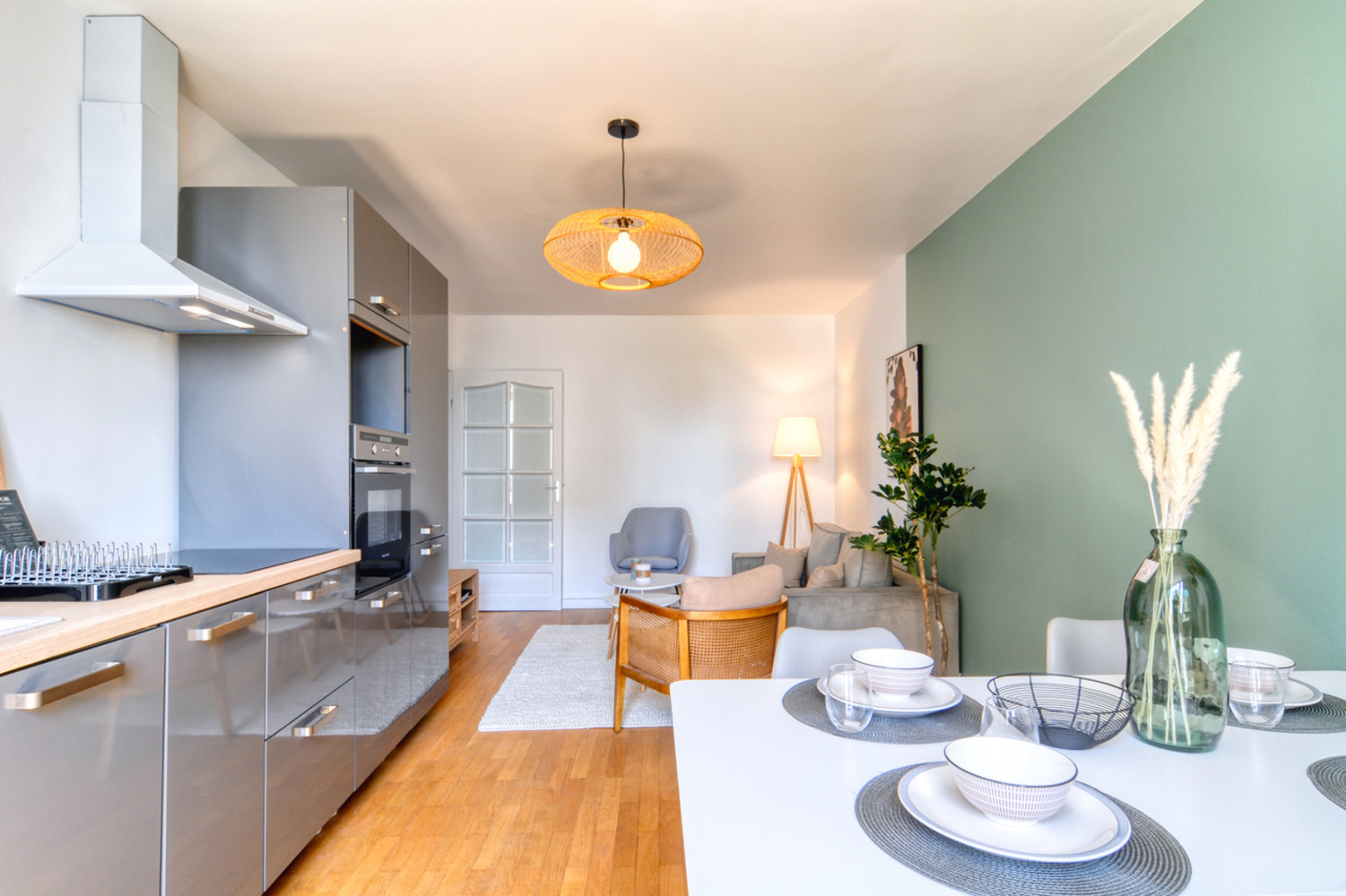 
                                                Colocation
                                                 Chambre en colocation appartement meublé