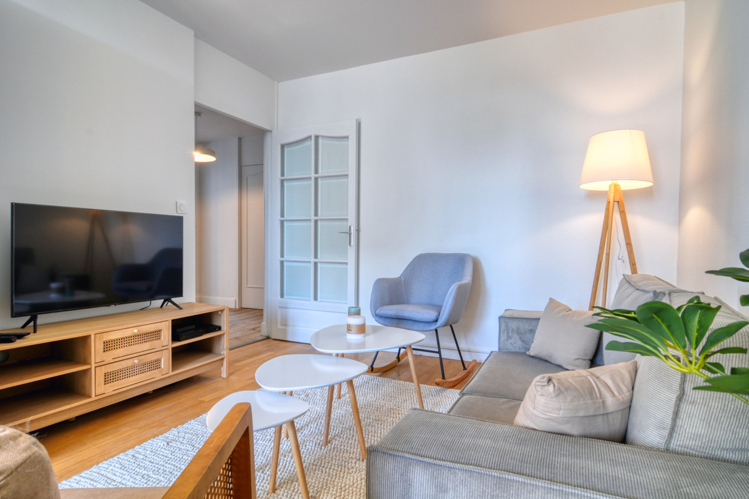 
                                                Colocation
                                                 Chambre en colocation appartement meublé