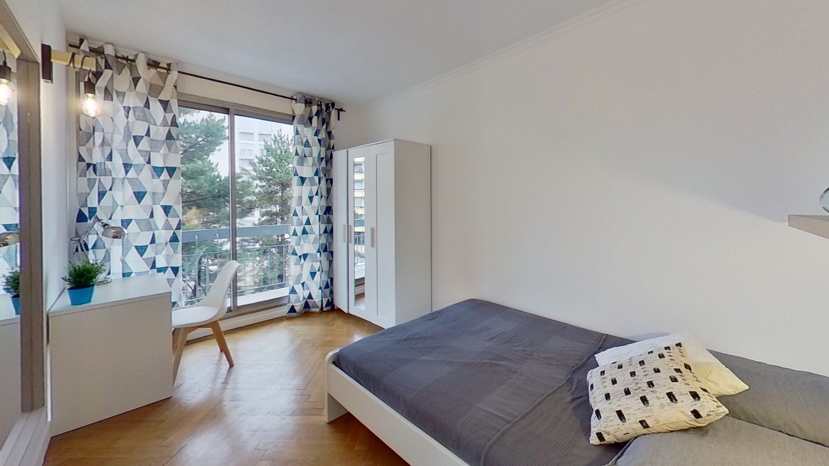 
                                                Colocation
                                                 Chambre en colocation appartement meublé