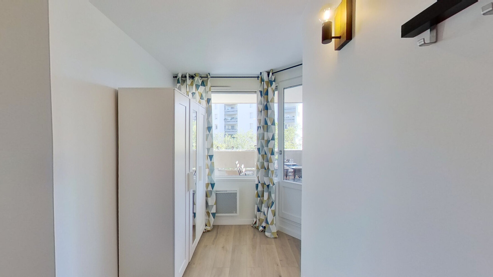 
                                                Colocation
                                                 Chambre en colocation appartement meublé