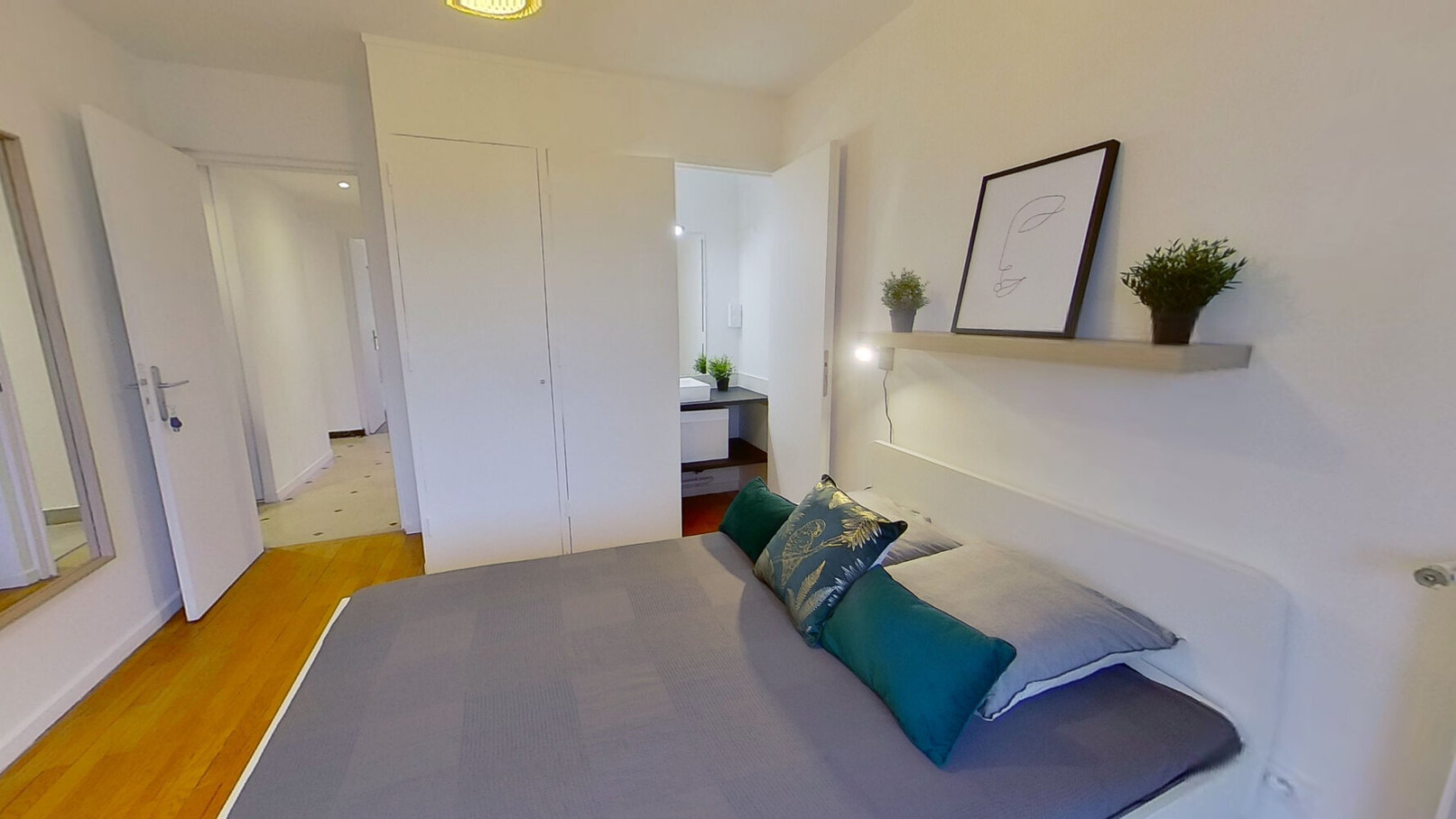 
                                                Colocation
                                                 Chambre en colocation appartement meublé