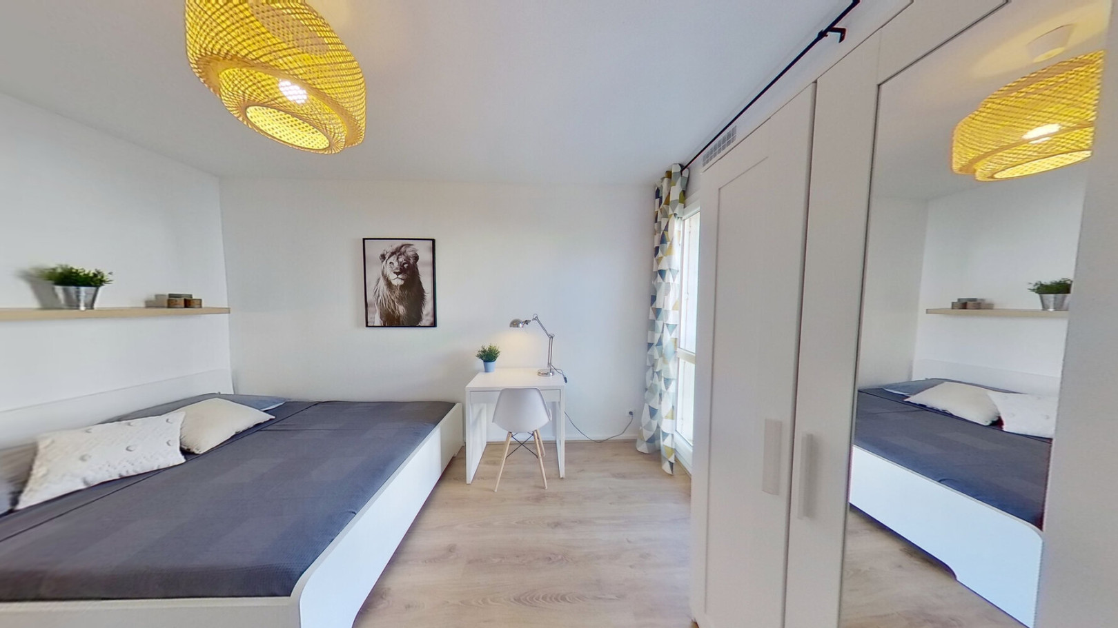 
                                                Colocation
                                                 Chambre en colocation appartement meublé