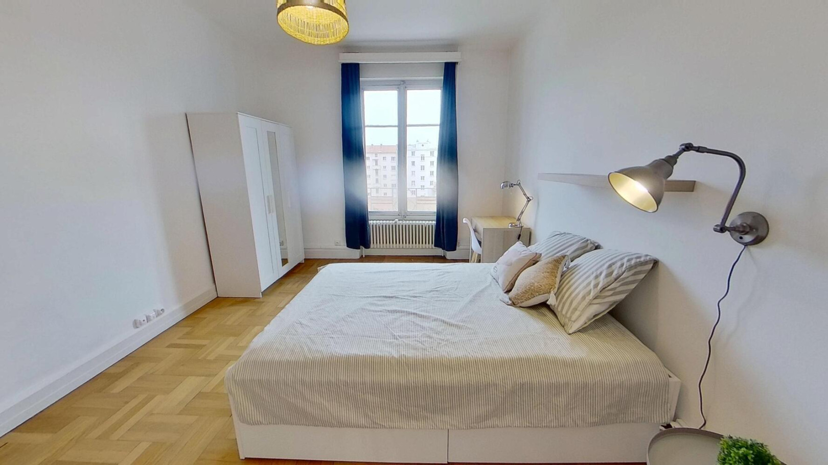 
                                                Colocation
                                                 Chambre en colocation appartement meublé