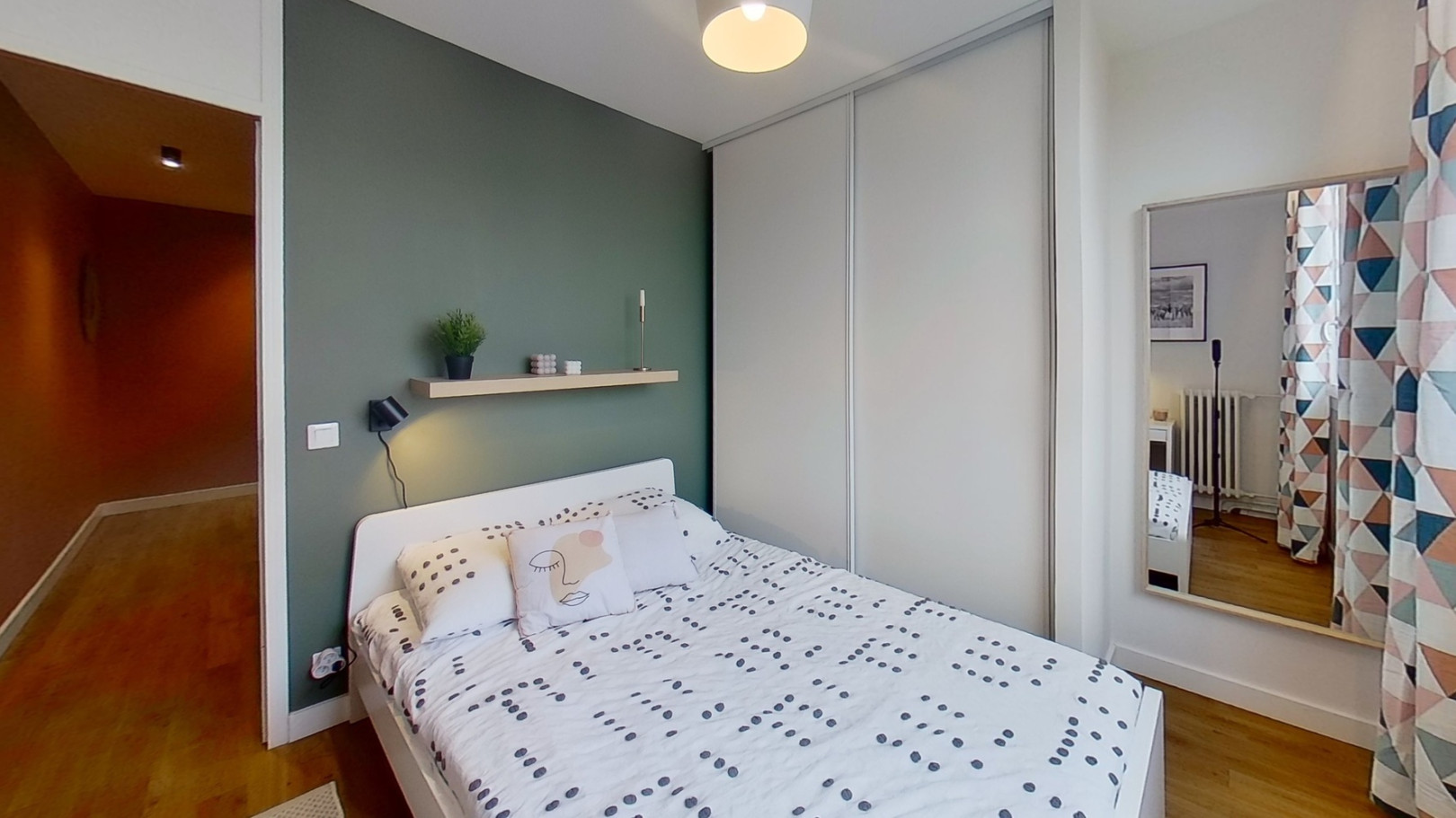 
                                                Colocation
                                                 Chambre en colocation appartement meublé