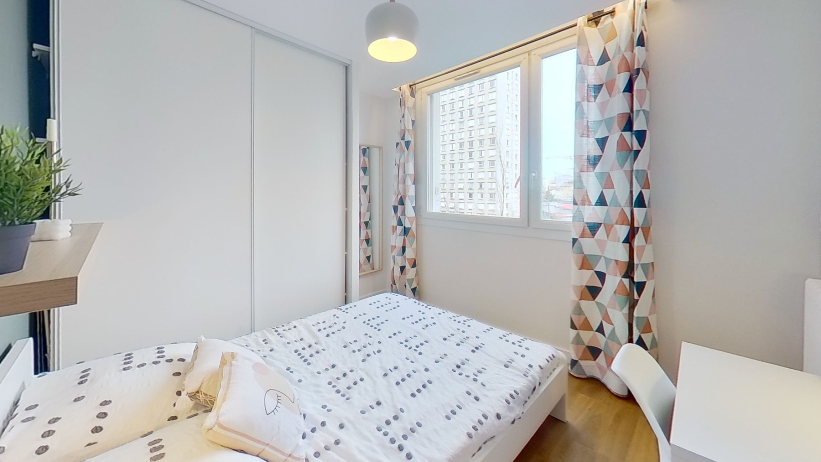 
                                                Colocation
                                                 Chambre en colocation appartement meublé