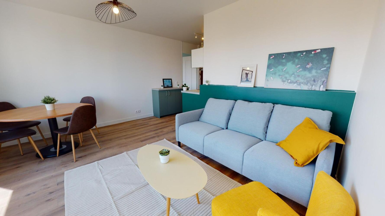 
                                                Colocation
                                                 Chambre en colocation appartement meublé