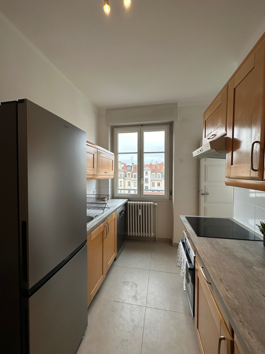 
                                                Colocation
                                                 Chambre en colocation appartement meublé