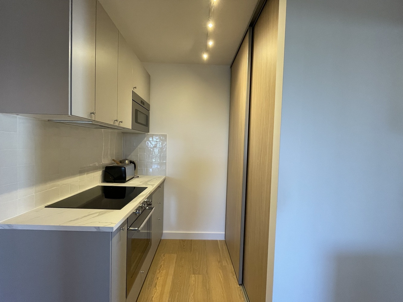 
                                                Colocation
                                                 Chambre en colocation appartement meublé