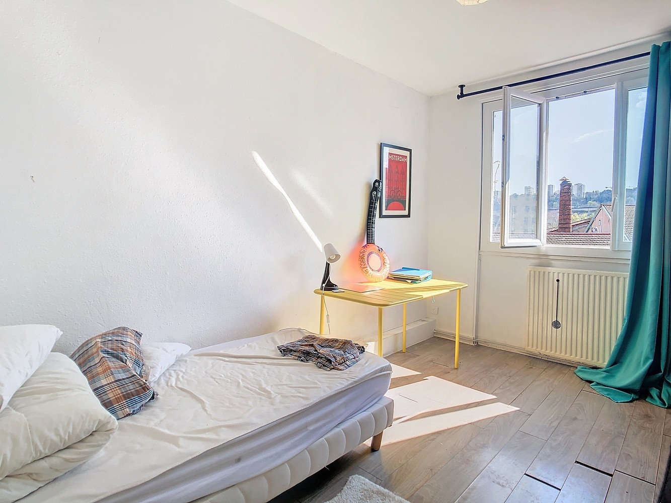 
                                                Colocation
                                                 Chambre en colocation appartement meublé