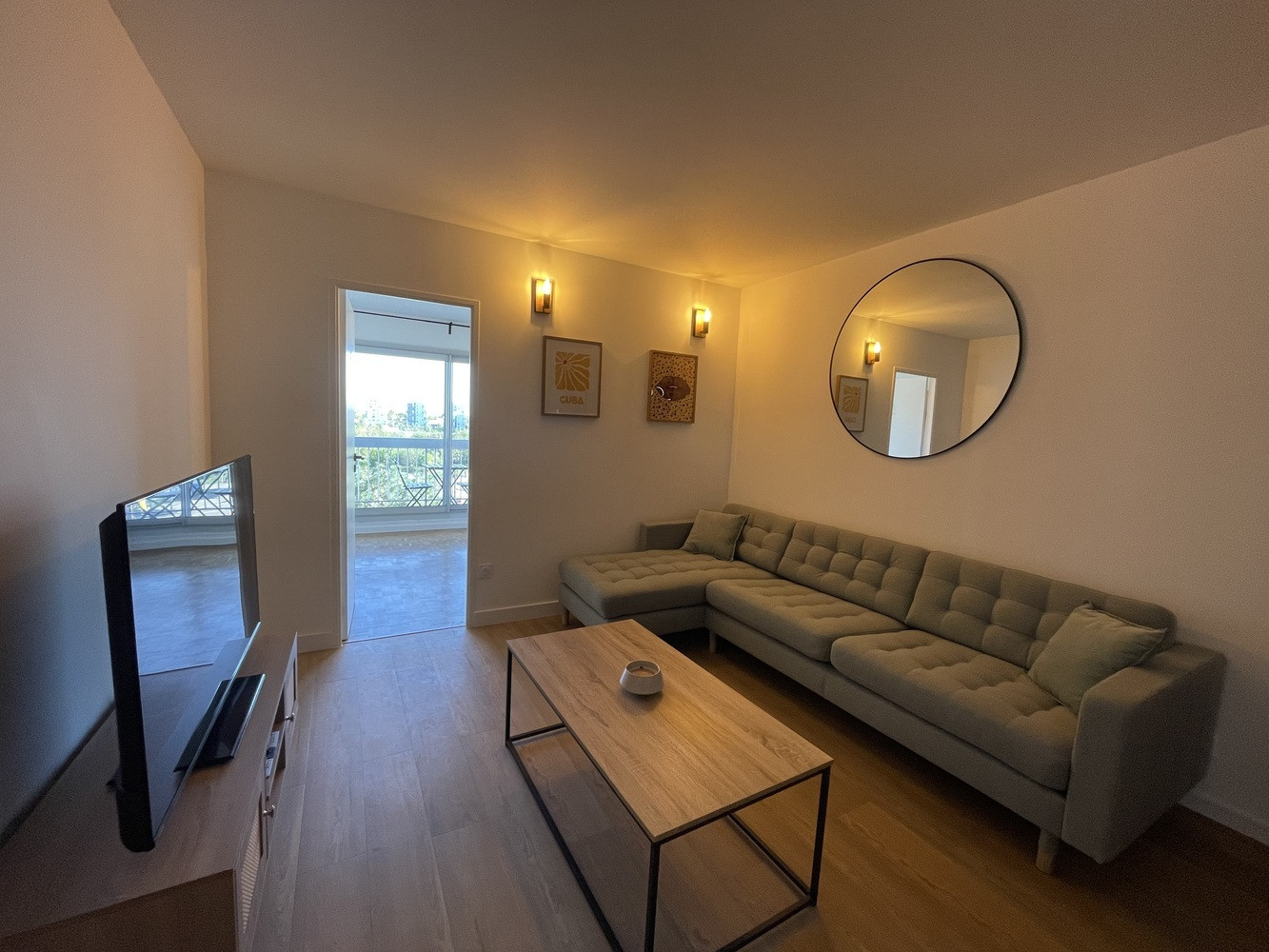 
                                                Colocation
                                                 Chambre en colocation appartement meublé