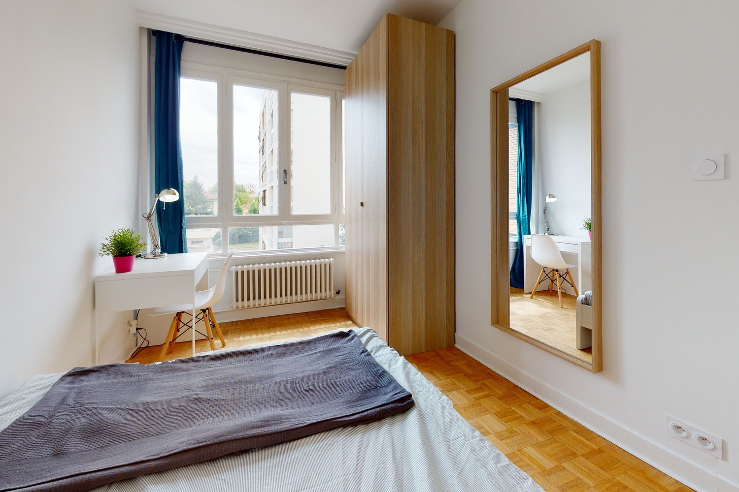 
                                                Colocation
                                                 Chambre en colocation appartement meublé