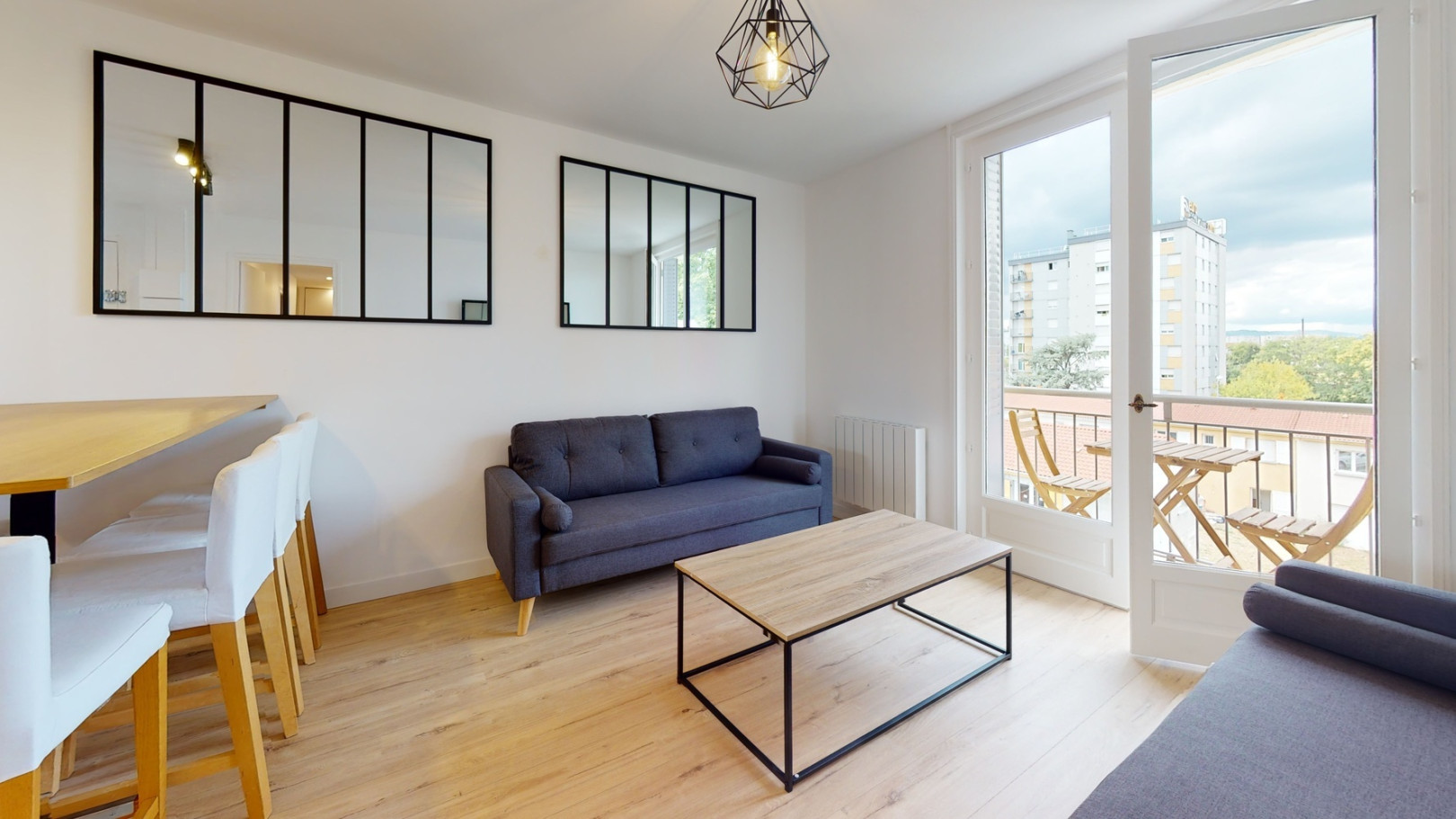 
                                                Colocation
                                                 Chambre en colocation appartement meublé