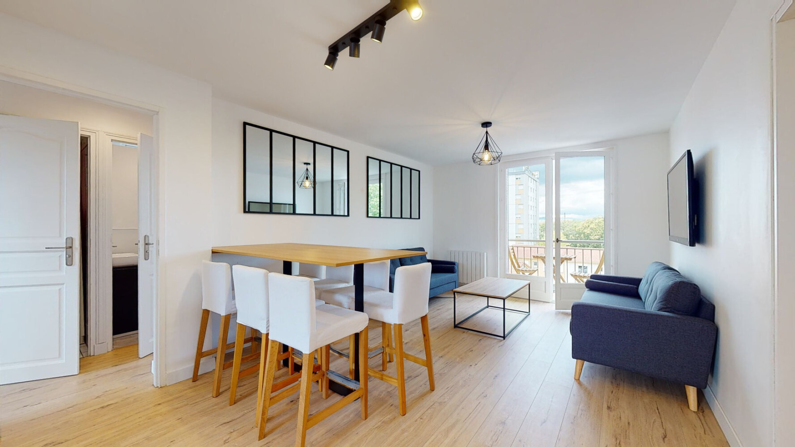 
                                                Colocation
                                                 Chambre en colocation appartement meublé